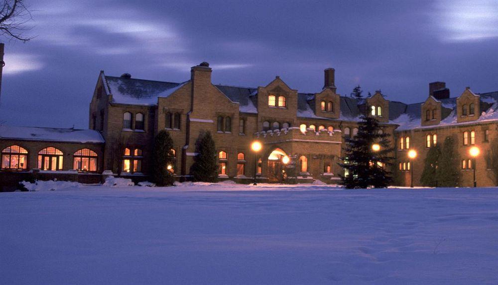 Cranwell Spa And Golf Resort (Adults Only) 레녹스 외부 사진