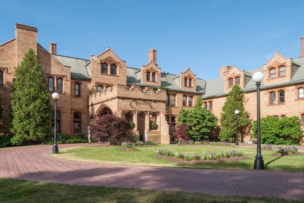 Cranwell Spa And Golf Resort (Adults Only) 레녹스 외부 사진